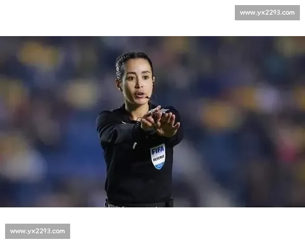 赛后热议持续发酵裁判判罚与战术选择引发全网讨论球迷媒体多方观点碰撞